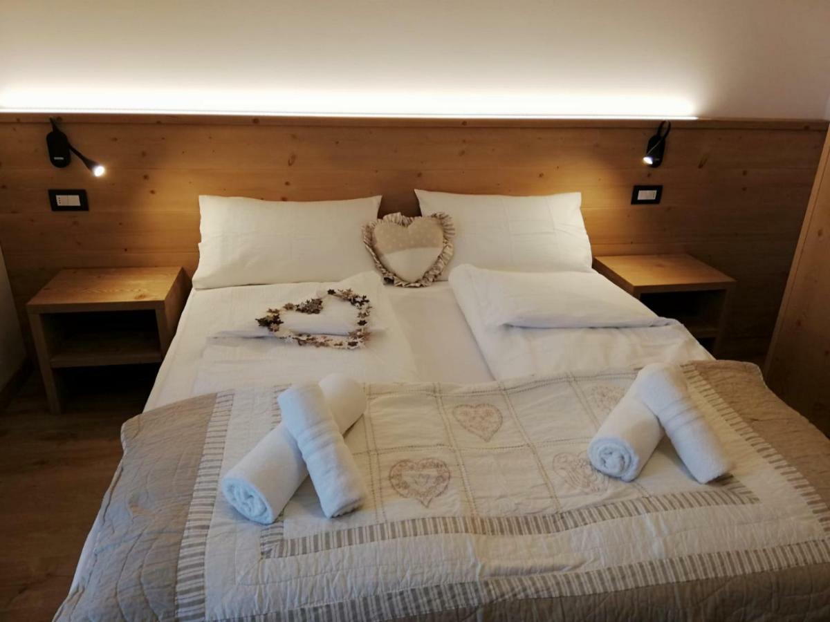 Le 4 Stagioni Hotel Cavedago Ngoại thất bức ảnh